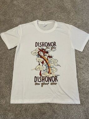 Shein Unisex White Short Sleeve T-Shirt Men’s S Women’s M Mulan Disney Mushu